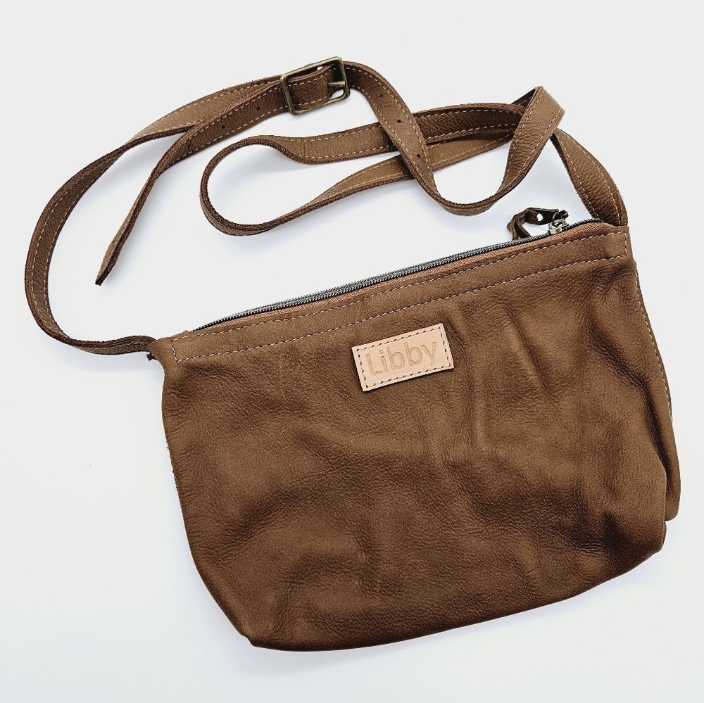 LIBBY MUKS | small leather crossbody zip close purse